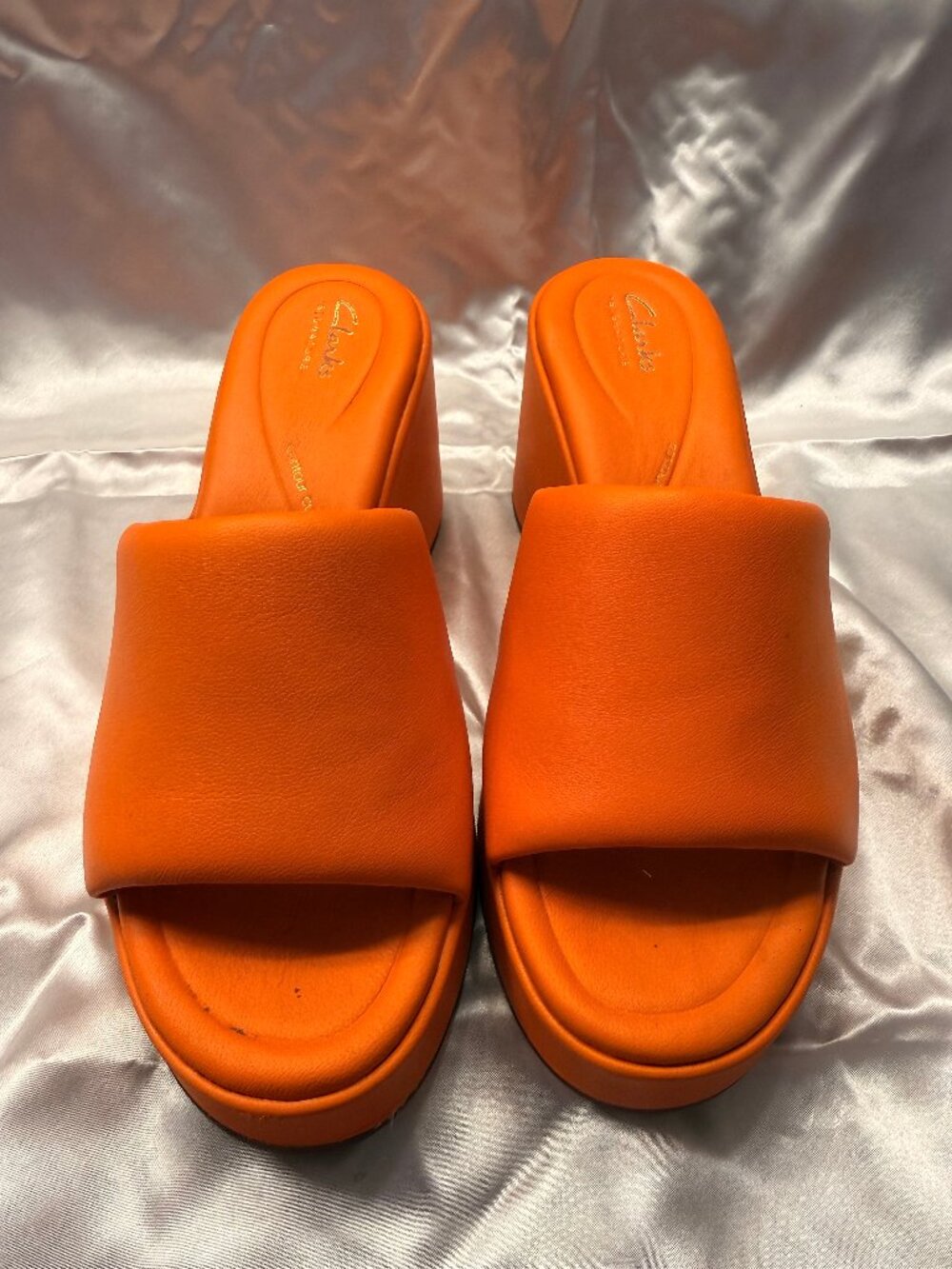 Clarks Manon Signature Orange Leather Platform Wedge Slides Size 9